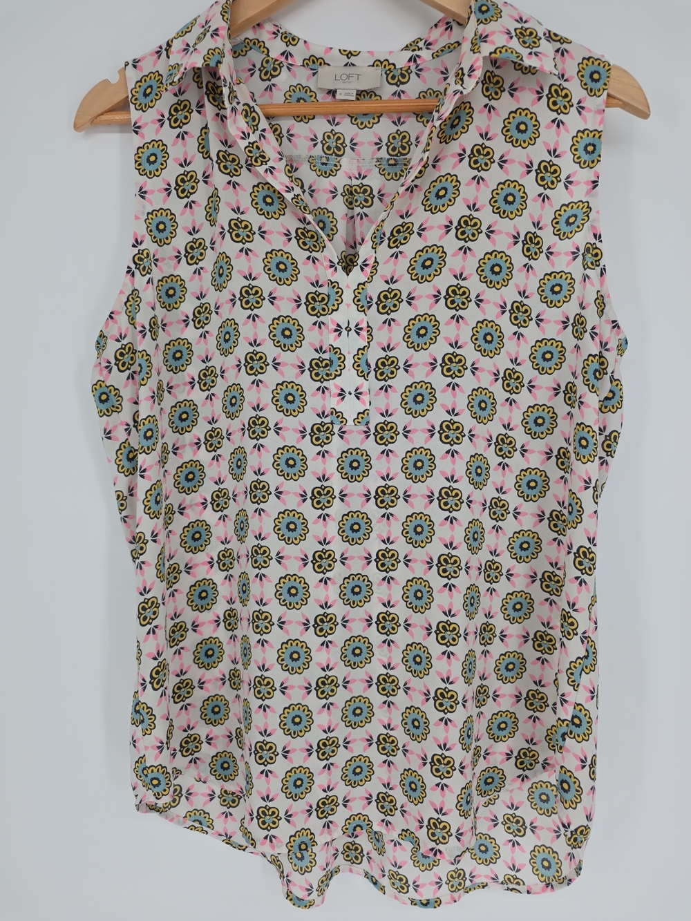 LOFT Sheer Sleeveless Blouse Pink Green Yellow Floral Geometric Print Size M